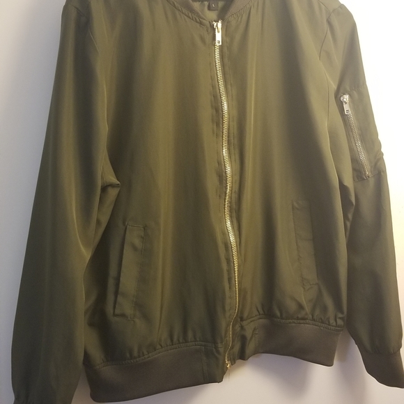 Jacket - Picture 3 of 3